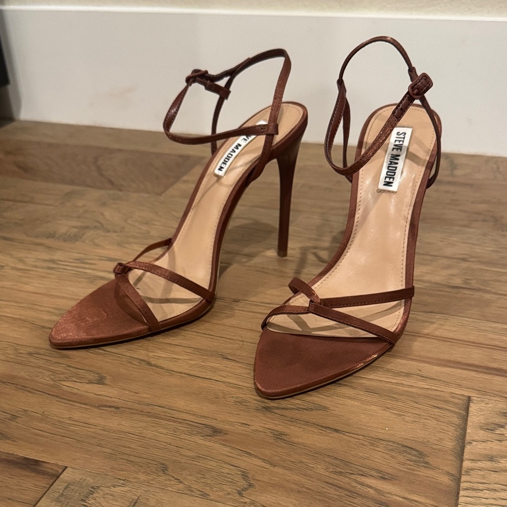Steve Madden Tan Strappy Heels